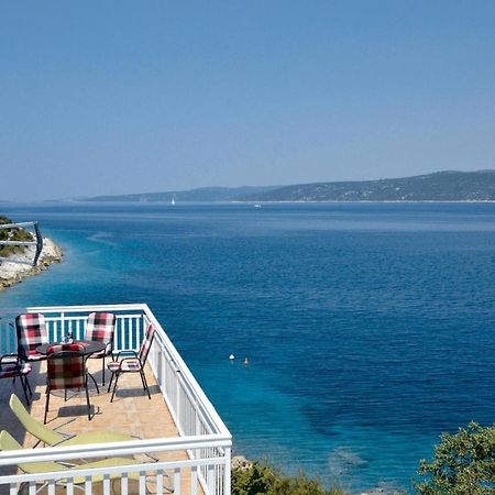 2 Bedroom Awesome Apartment In Drvenik Veliki Exterior photo